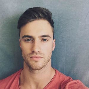 Meet your Posher, Asa